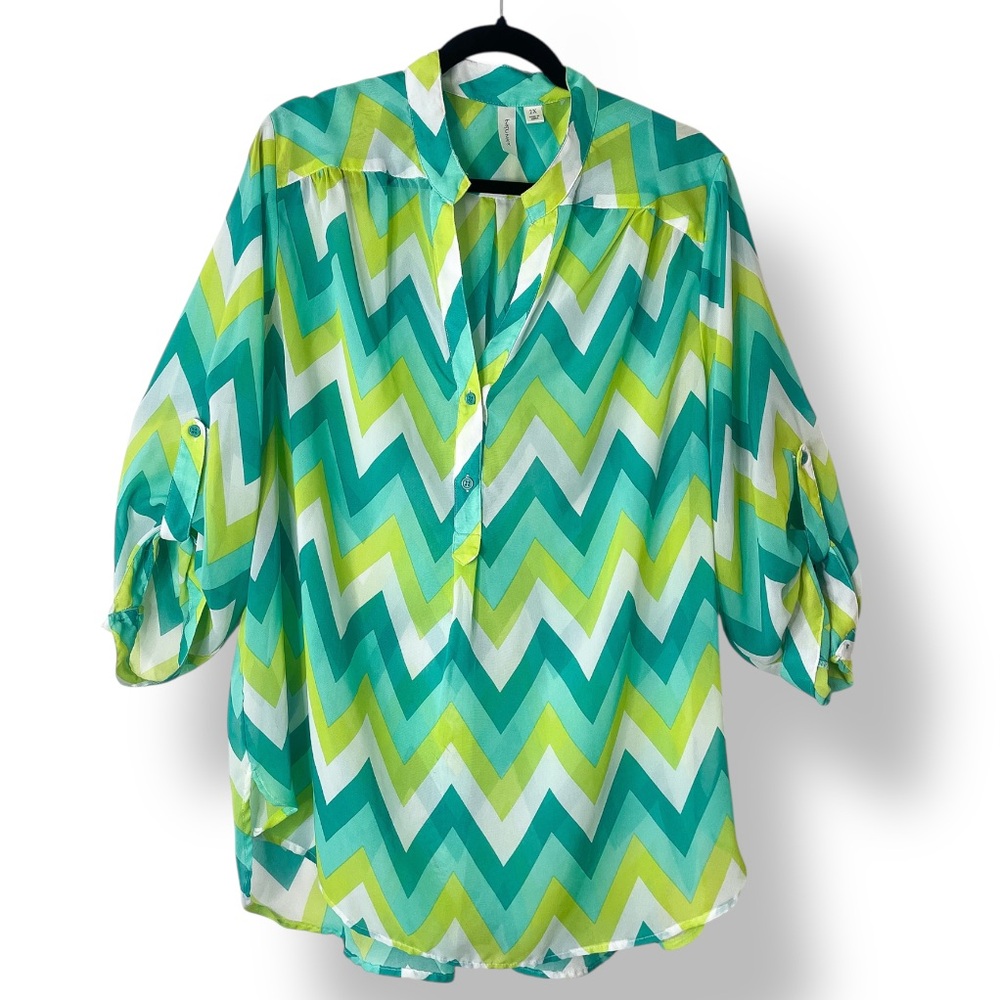 🧩 Green ZigZag Blouse